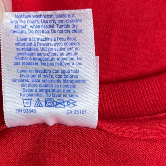 You Bet Your Dupa I'm Polish Graphic Tshirt Womens Small Red Gildan - Picture 8 of 8